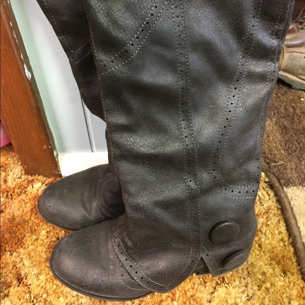 Not Rated Bailey button boots